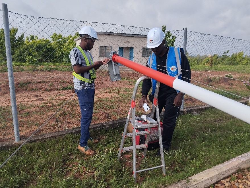 Mission de maintenance des instruments météorologiques du réseau national des stations